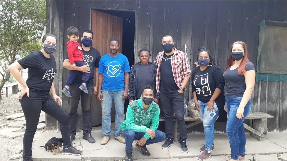 Foto de Igreja ajuda ribeirinhos prejudicados pelo fogo no Pantanal