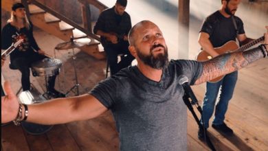 Foto de Ex-viciado em drogas muda de vida e se torna um cantor cristão